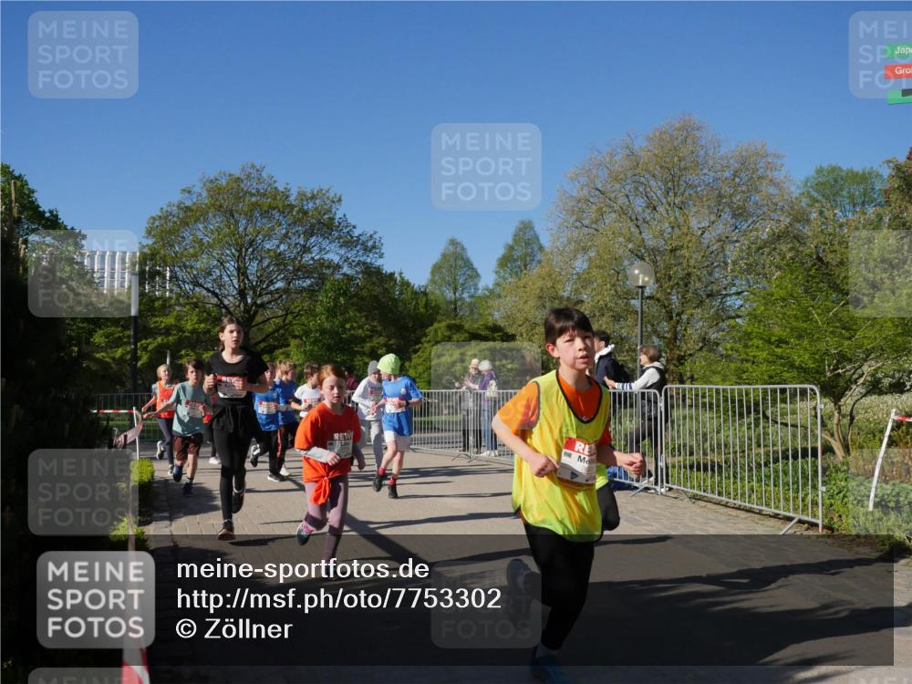 25.04.2025 - Das Zehntel Zöllner http://msf.ph/oto/7753302 26.04.2025 08:44:02 Laufen  meine-sportfotos.de