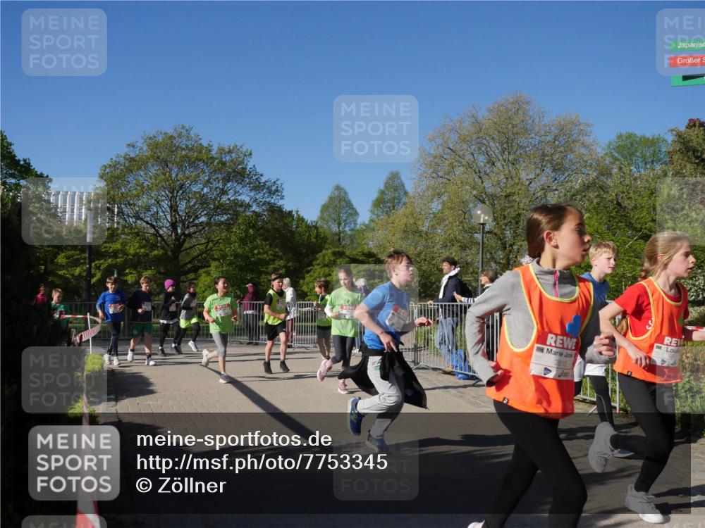 25.04.2025 - Das Zehntel Zöllner http://msf.ph/oto/7753345 26.04.2025 08:44:06 Laufen 2812 meine-sportfotos.de