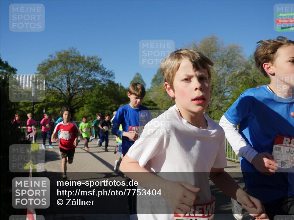 25.04.2025 - Das Zehntel Zöllner http://msf.ph/oto/7753404 26.04.2025 08:44:12 Laufen 1984, 196 meine-sportfotos.de