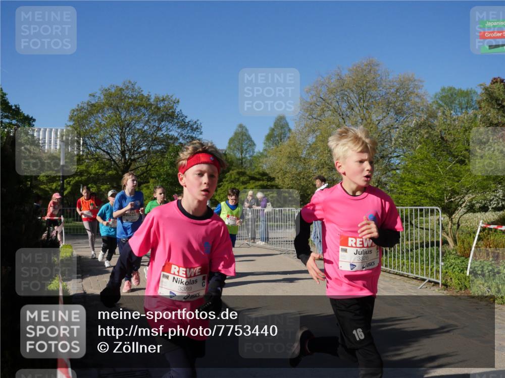 25.04.2025 - Das Zehntel Zöllner http://msf.ph/oto/7753440 26.04.2025 08:44:16 Laufen 3389, 3326, 16 meine-sportfotos.de