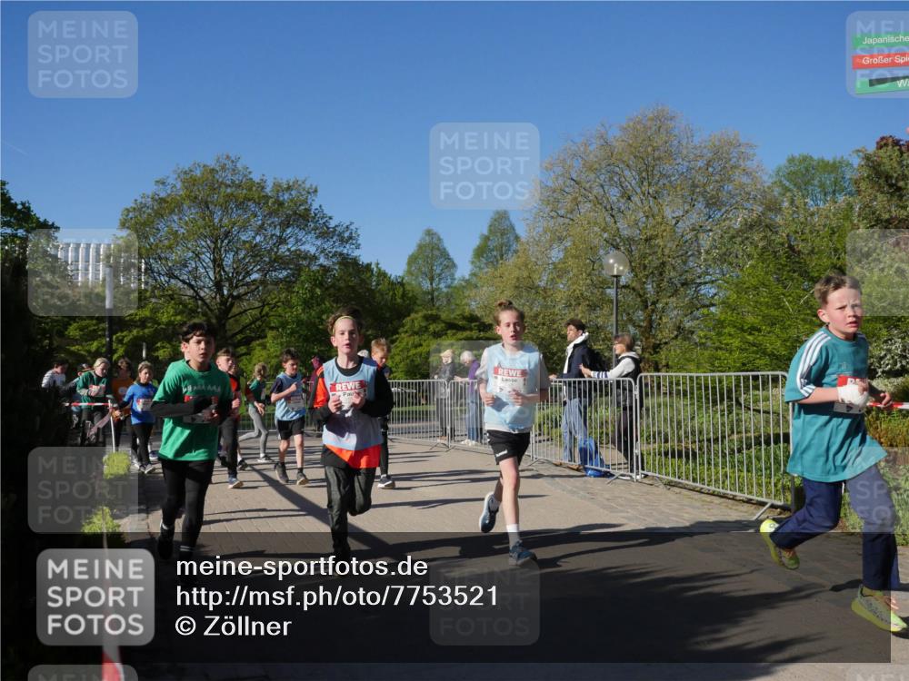 25.04.2025 - Das Zehntel Zöllner http://msf.ph/oto/7753521 26.04.2025 08:44:23 Laufen  meine-sportfotos.de