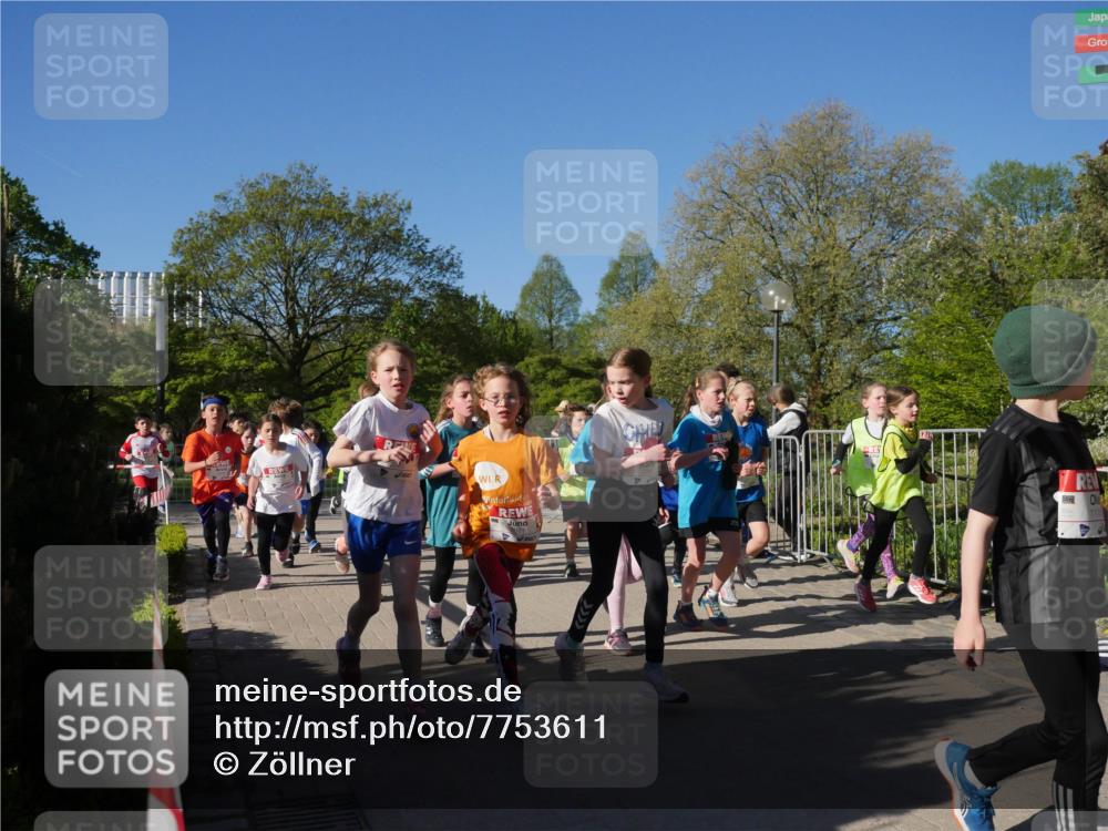 25.04.2025 - Das Zehntel Zöllner http://msf.ph/oto/7753611 26.04.2025 08:44:31 Laufen  meine-sportfotos.de