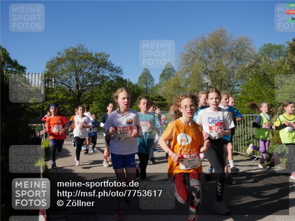 25.04.2025 - Das Zehntel Zöllner http://msf.ph/oto/7753617 26.04.2025 08:44:32 Laufen 2365, 3821 meine-sportfotos.de