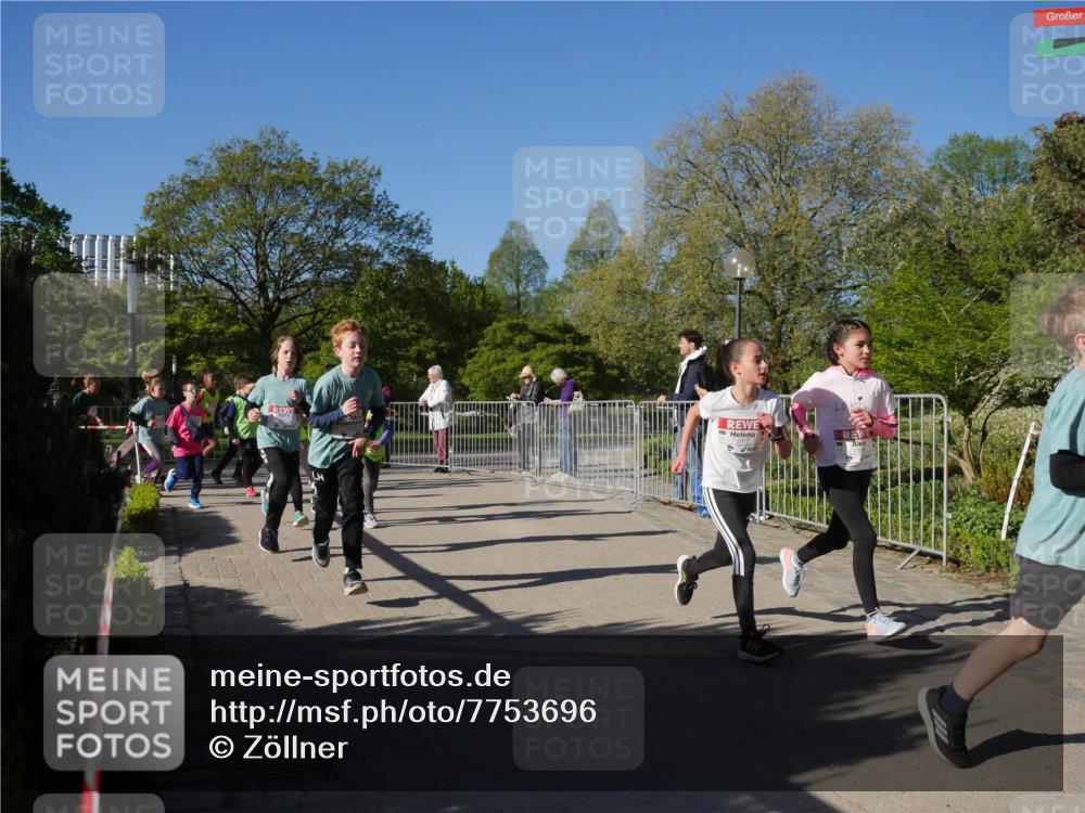 25.04.2025 - Das Zehntel Zöllner http://msf.ph/oto/7753696 26.04.2025 08:44:40 Laufen  meine-sportfotos.de