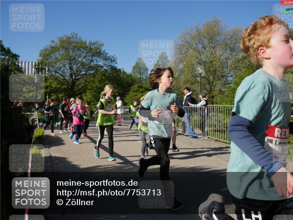 25.04.2025 - Das Zehntel Zöllner http://msf.ph/oto/7753713 26.04.2025 08:44:41 Laufen 2884, 289 meine-sportfotos.de