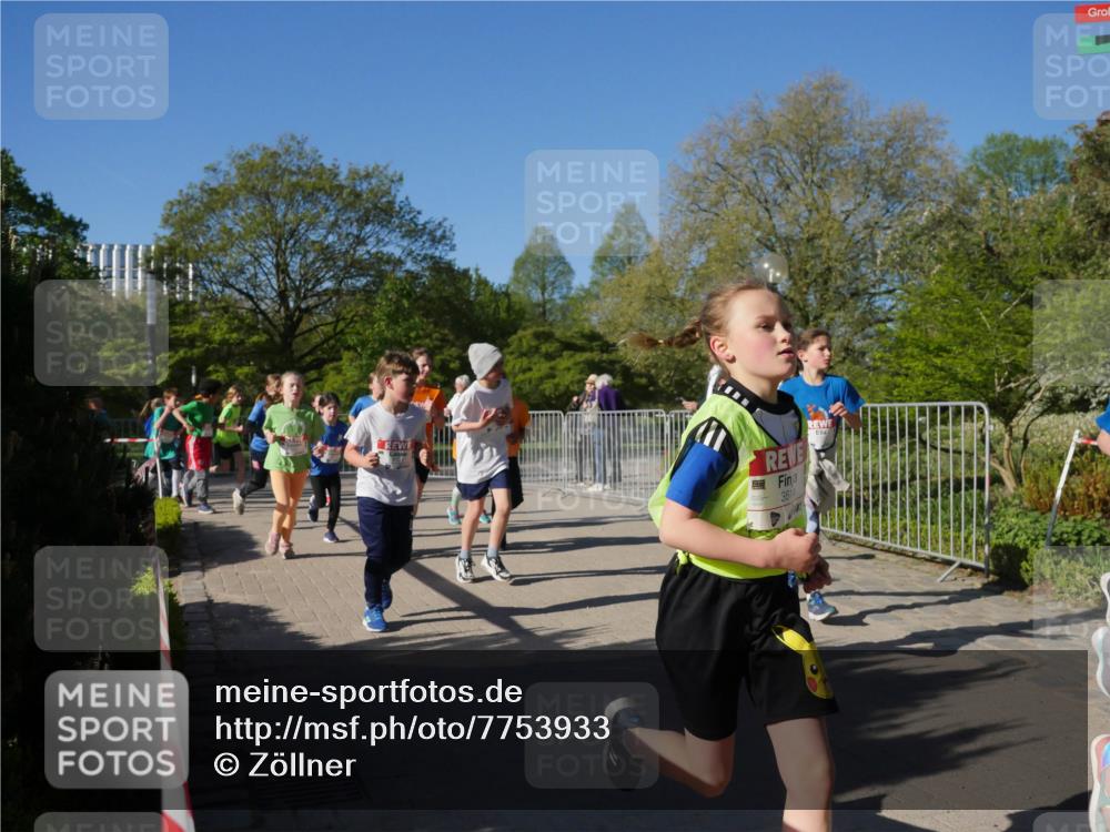 25.04.2025 - Das Zehntel Zöllner http://msf.ph/oto/7753933 26.04.2025 08:45:02 Laufen 3611 meine-sportfotos.de