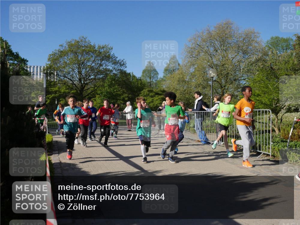 25.04.2025 - Das Zehntel Zöllner http://msf.ph/oto/7753964 26.04.2025 08:45:06 Laufen  meine-sportfotos.de