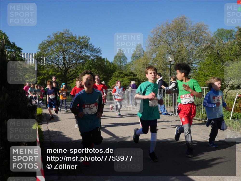 25.04.2025 - Das Zehntel Zöllner http://msf.ph/oto/7753977 26.04.2025 08:45:06 Laufen 1865, 1614, 1613 meine-sportfotos.de