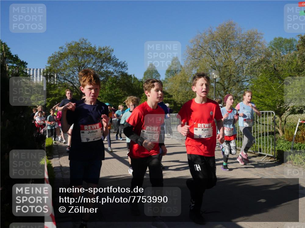 25.04.2025 - Das Zehntel Zöllner http://msf.ph/oto/7753990 26.04.2025 08:45:08 Laufen 1184, 1794, 1795 meine-sportfotos.de