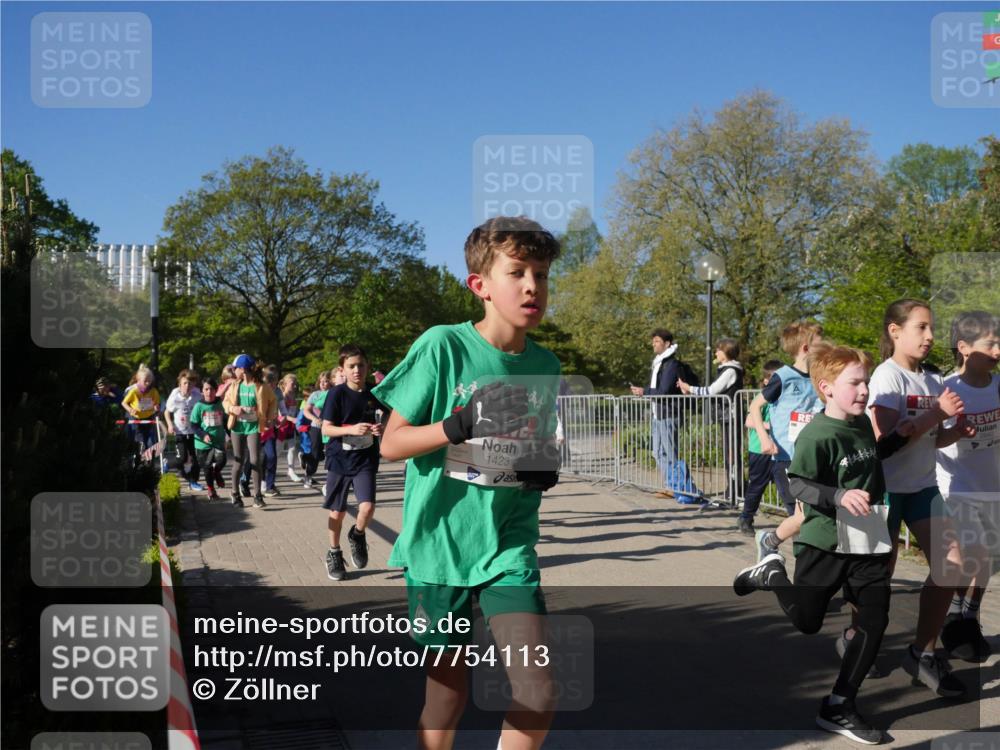 25.04.2025 - Das Zehntel Zöllner http://msf.ph/oto/7754113 26.04.2025 08:45:19 Laufen 1423 meine-sportfotos.de