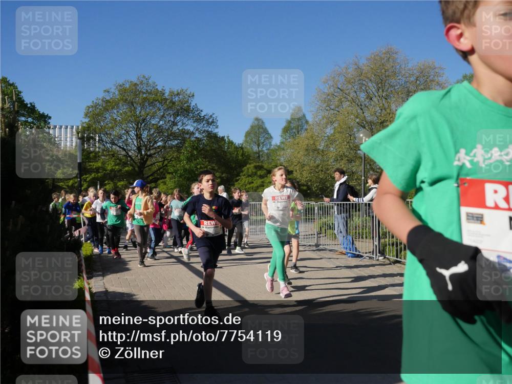 25.04.2025 - Das Zehntel Zöllner http://msf.ph/oto/7754119 26.04.2025 08:45:19 Laufen  meine-sportfotos.de