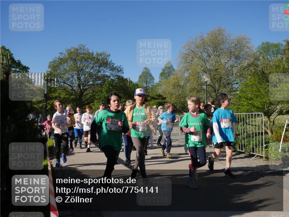 25.04.2025 - Das Zehntel Zöllner http://msf.ph/oto/7754141 26.04.2025 08:45:21 Laufen 1417 meine-sportfotos.de
