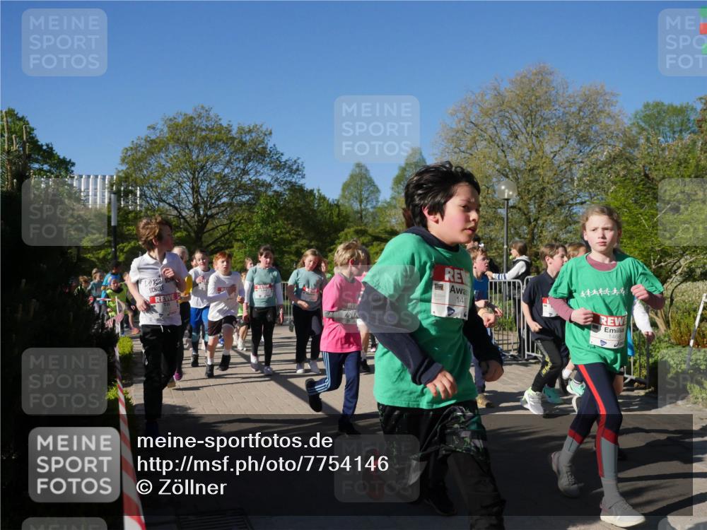 25.04.2025 - Das Zehntel Zöllner http://msf.ph/oto/7754146 26.04.2025 08:45:22 Laufen 14, 1468 meine-sportfotos.de