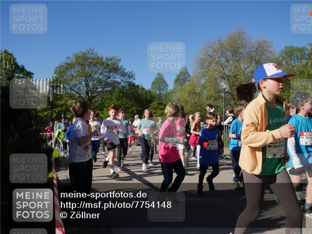 25.04.2025 - Das Zehntel Zöllner http://msf.ph/oto/7754148 26.04.2025 08:45:22 Laufen 1487 meine-sportfotos.de