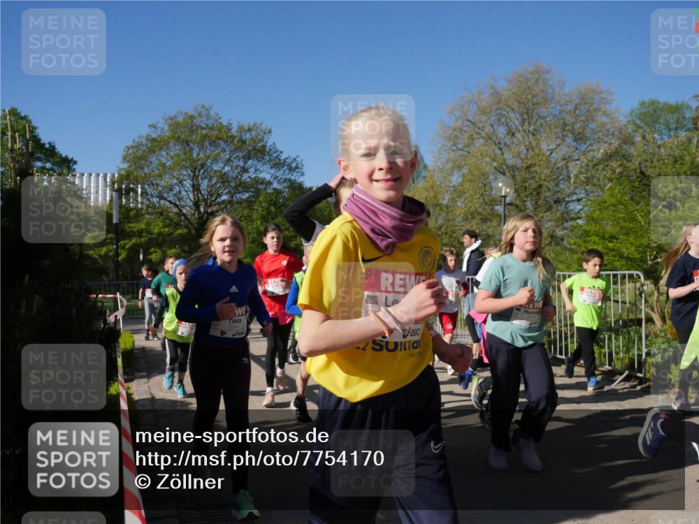25.04.2025 - Das Zehntel Zöllner http://msf.ph/oto/7754170 26.04.2025 08:45:24 Laufen 2341 meine-sportfotos.de