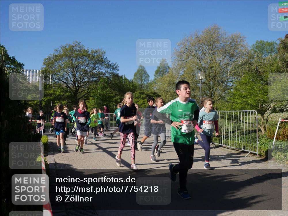 25.04.2025 - Das Zehntel Zöllner http://msf.ph/oto/7754218 26.04.2025 08:45:29 Laufen  meine-sportfotos.de