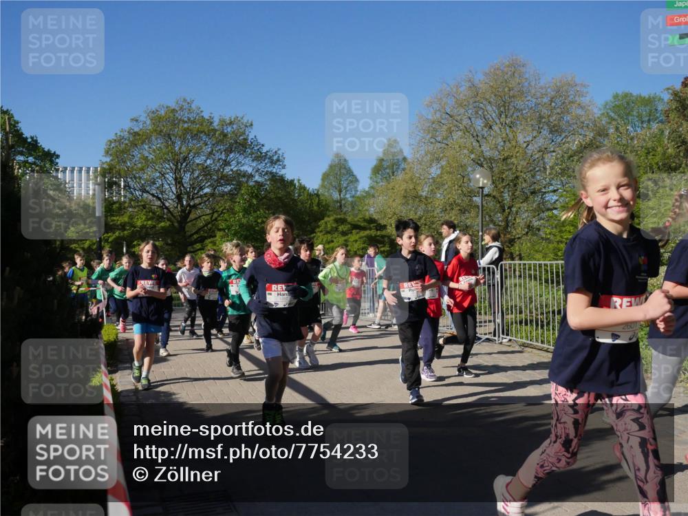 25.04.2025 - Das Zehntel Zöllner http://msf.ph/oto/7754233 26.04.2025 08:45:31 Laufen 2601 meine-sportfotos.de