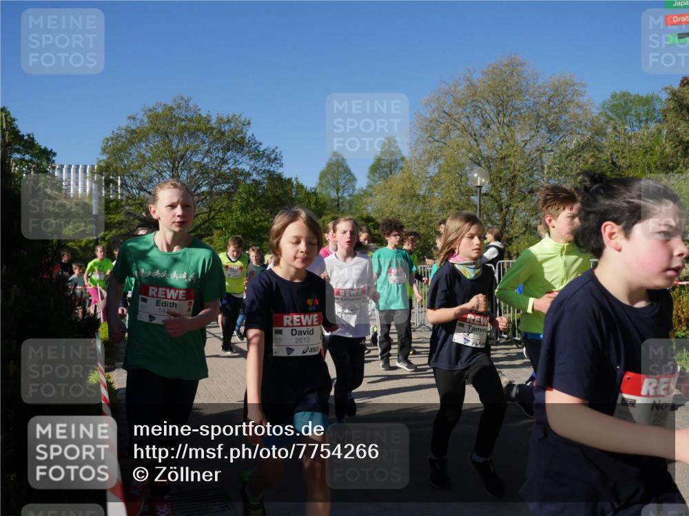 25.04.2025 - Das Zehntel Zöllner http://msf.ph/oto/7754266 26.04.2025 08:45:33 Laufen 147, 2612, 1173, 25 meine-sportfotos.de