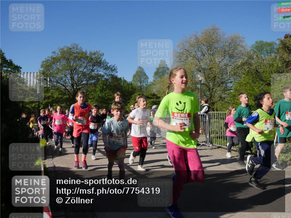 25.04.2025 - Das Zehntel Zöllner http://msf.ph/oto/7754319 26.04.2025 08:45:37 Laufen 3039 meine-sportfotos.de