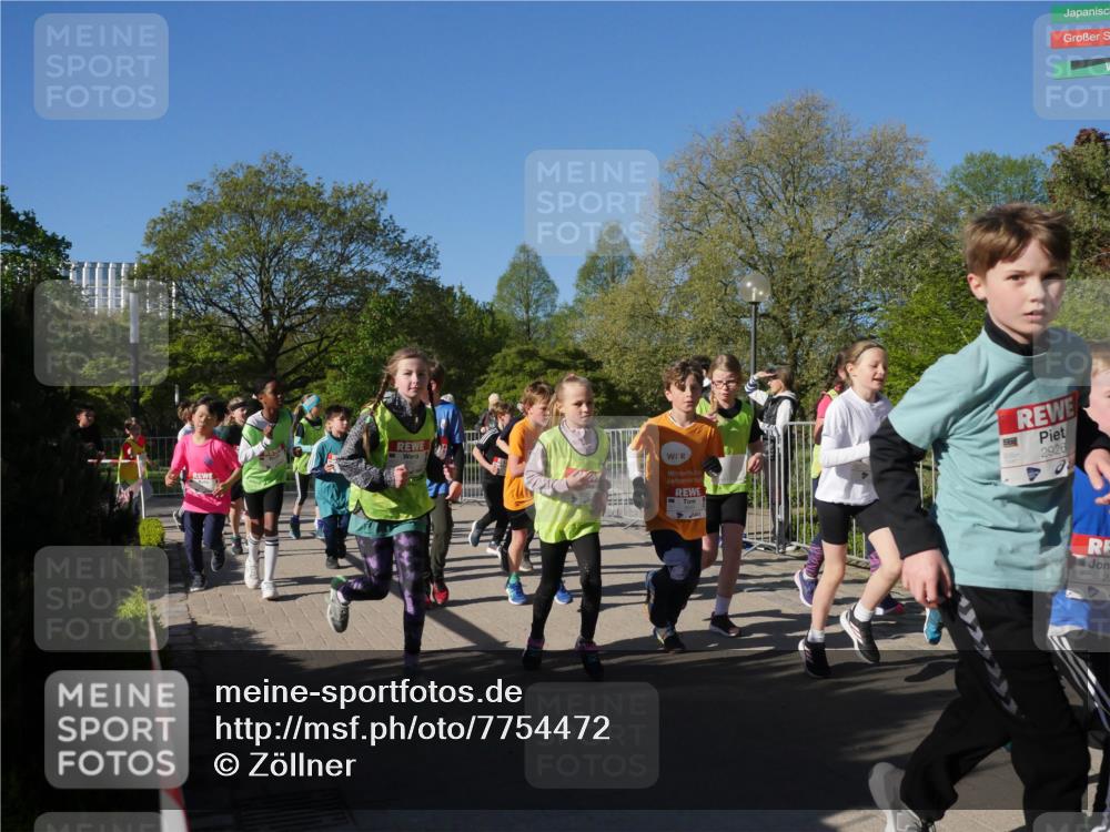 25.04.2025 - Das Zehntel Zöllner http://msf.ph/oto/7754472 26.04.2025 08:45:52 Laufen 2926 meine-sportfotos.de