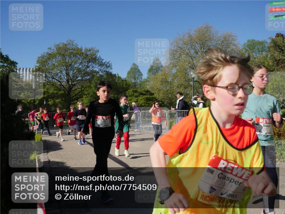 25.04.2025 - Das Zehntel Zöllner http://msf.ph/oto/7754509 26.04.2025 08:45:56 Laufen 3551, 2947 meine-sportfotos.de