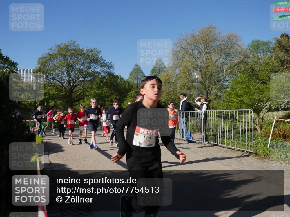 25.04.2025 - Das Zehntel Zöllner http://msf.ph/oto/7754513 26.04.2025 08:45:56 Laufen 2710 meine-sportfotos.de