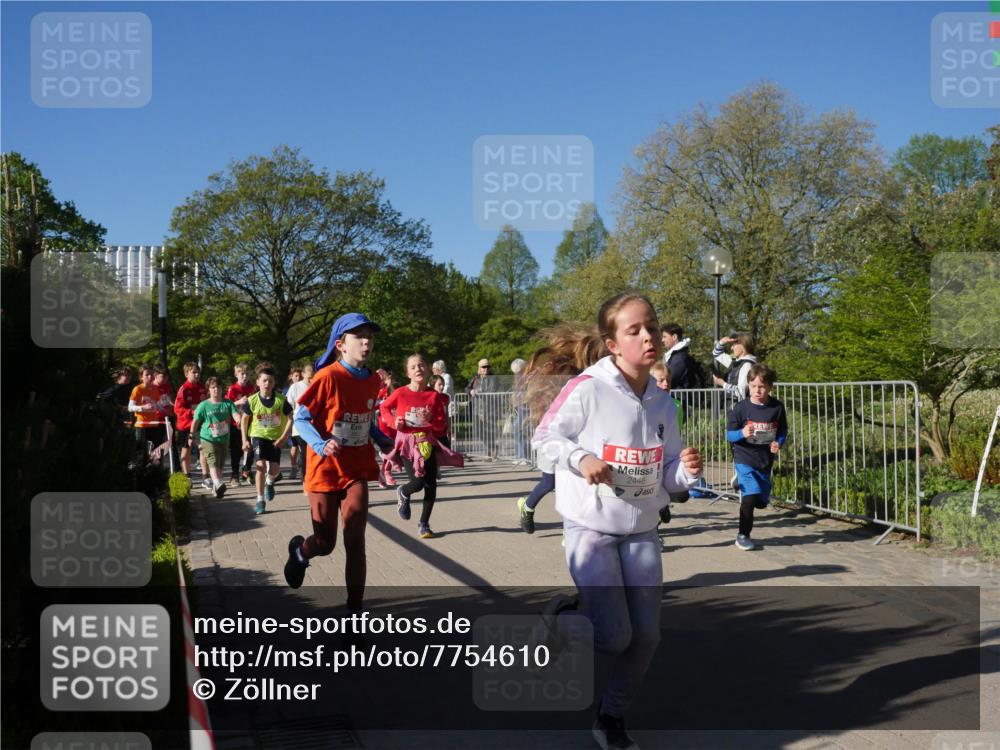 25.04.2025 - Das Zehntel Zöllner http://msf.ph/oto/7754610 26.04.2025 08:46:06 Laufen 2446 meine-sportfotos.de
