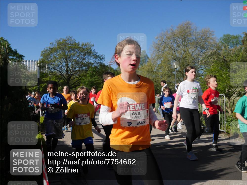 25.04.2025 - Das Zehntel Zöllner http://msf.ph/oto/7754662 26.04.2025 08:46:12 Laufen 2263, 3800 meine-sportfotos.de