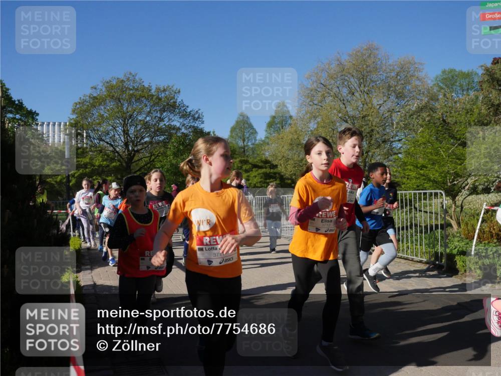 25.04.2025 - Das Zehntel Zöllner http://msf.ph/oto/7754686 26.04.2025 08:46:14 Laufen 3711, 3713 meine-sportfotos.de