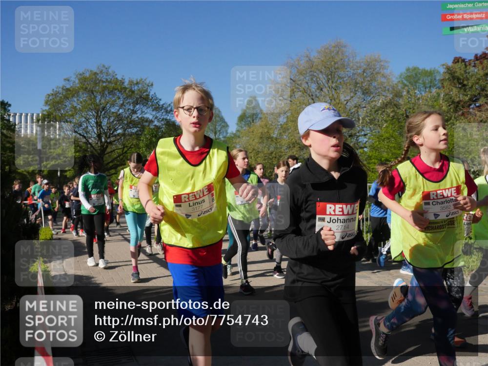 25.04.2025 - Das Zehntel Zöllner http://msf.ph/oto/7754743 26.04.2025 08:46:20 Laufen 3177, 2714, 3582 meine-sportfotos.de