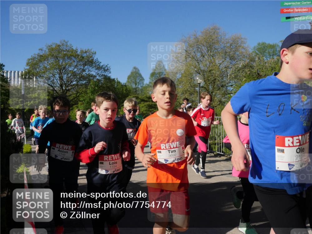 25.04.2025 - Das Zehntel Zöllner http://msf.ph/oto/7754774 26.04.2025 08:46:23 Laufen 1148, 1154, 3692, 2159 meine-sportfotos.de