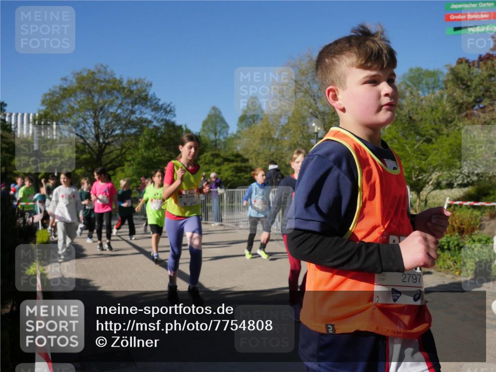 25.04.2025 - Das Zehntel Zöllner http://msf.ph/oto/7754808 26.04.2025 08:46:27 Laufen 2797, 2797 meine-sportfotos.de