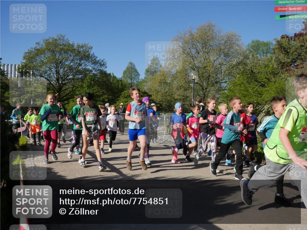 25.04.2025 - Das Zehntel Zöllner http://msf.ph/oto/7754851 26.04.2025 08:46:31 Laufen  meine-sportfotos.de