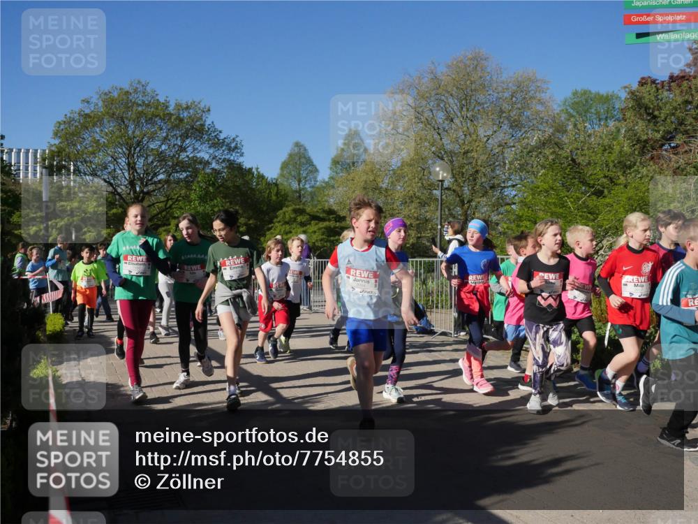 25.04.2025 - Das Zehntel Zöllner http://msf.ph/oto/7754855 26.04.2025 08:46:32 Laufen  meine-sportfotos.de