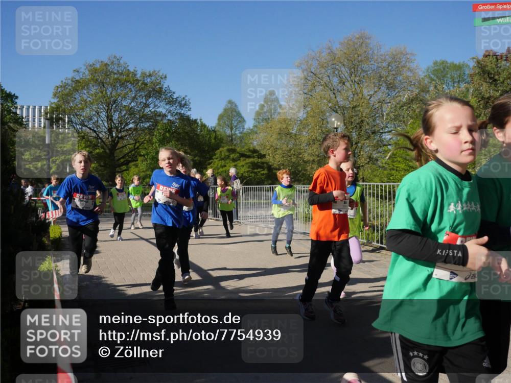 25.04.2025 - Das Zehntel Zöllner http://msf.ph/oto/7754939 26.04.2025 08:46:41 Laufen 00 meine-sportfotos.de