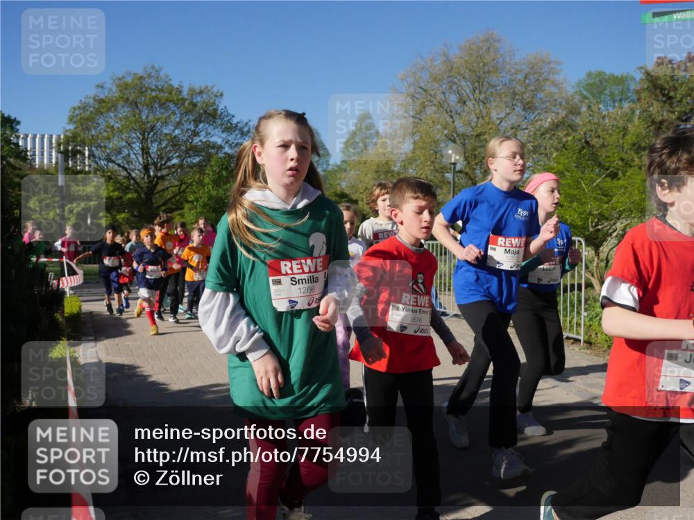 25.04.2025 - Das Zehntel Zöllner http://msf.ph/oto/7754994 26.04.2025 08:46:47 Laufen 1252, 1266, 1676 meine-sportfotos.de