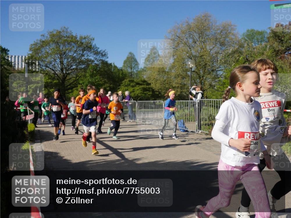 25.04.2025 - Das Zehntel Zöllner http://msf.ph/oto/7755003 26.04.2025 08:46:48 Laufen 2291, 2292 meine-sportfotos.de