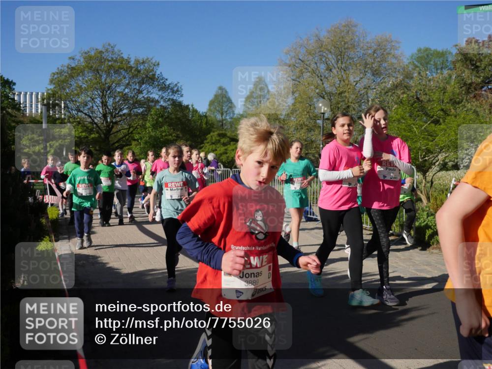 25.04.2025 - Das Zehntel Zöllner http://msf.ph/oto/7755026 26.04.2025 08:46:51 Laufen 3889 meine-sportfotos.de
