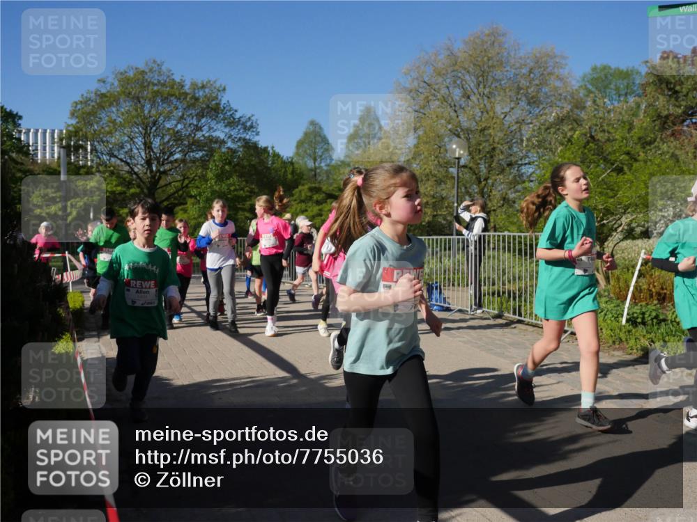 25.04.2025 - Das Zehntel Zöllner http://msf.ph/oto/7755036 26.04.2025 08:46:52 Laufen  meine-sportfotos.de