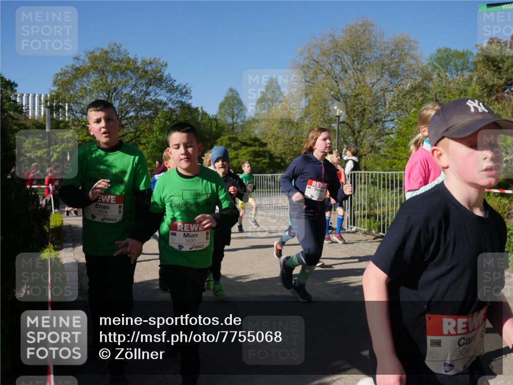 25.04.2025 - Das Zehntel Zöllner http://msf.ph/oto/7755068 26.04.2025 08:46:55 Laufen 1629, 1630, 1044, 1044 meine-sportfotos.de