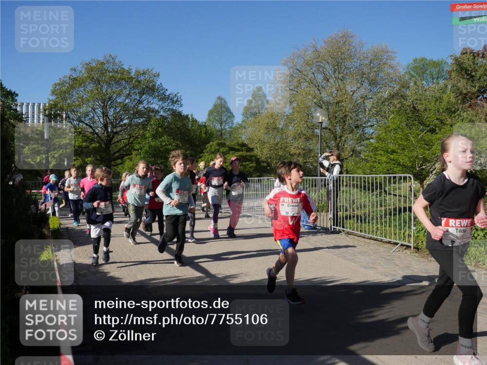 25.04.2025 - Das Zehntel Zöllner http://msf.ph/oto/7755106 26.04.2025 08:46:58 Laufen 1894, 2440 meine-sportfotos.de