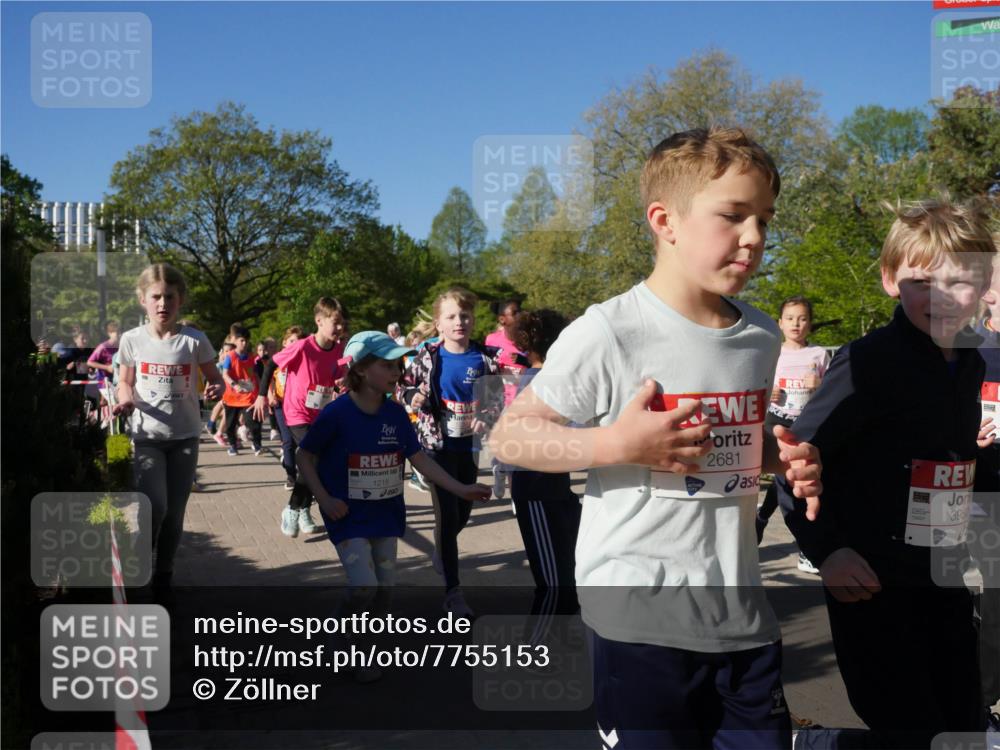 25.04.2025 - Das Zehntel Zöllner http://msf.ph/oto/7755153 26.04.2025 08:47:03 Laufen 2681, 1218, 3950, 3950 meine-sportfotos.de