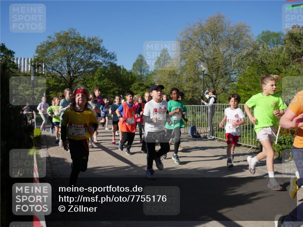 25.04.2025 - Das Zehntel Zöllner http://msf.ph/oto/7755176 26.04.2025 08:47:05 Laufen 2241 meine-sportfotos.de
