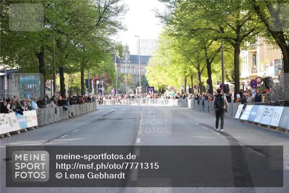 25.04.2025 - Das Zehntel Lena Gebhardt http://msf.ph/oto/7771315 26.04.2025 08:38:39 Ziel  meine-sportfotos.de