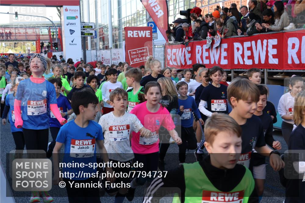 25.04.2025 - Das Zehntel Yannick Fuchs http://msf.ph/oto/7794737 26.04.2025 08:32:13 Allgemein zum Event 2026, 600, 800, 1207, 30, 42345, 1236, 2194, 3456 meine-sportfotos.de