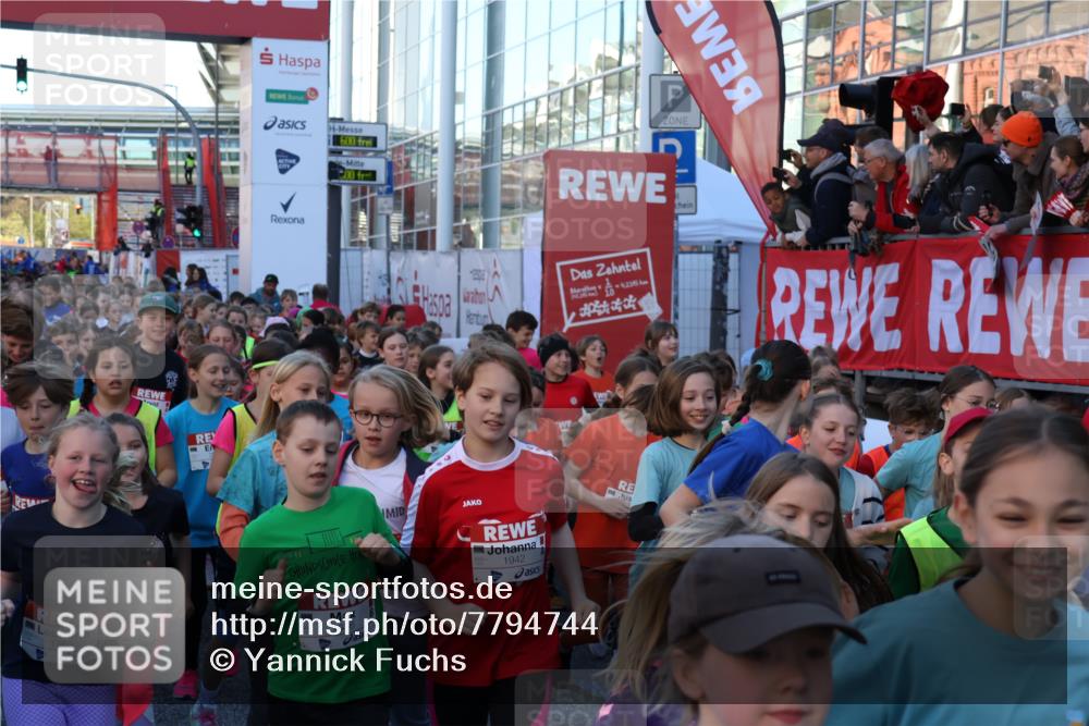 25.04.2025 - Das Zehntel Yannick Fuchs http://msf.ph/oto/7794744 26.04.2025 08:32:24 Allgemein zum Event 1168, 600, 00, 42345, 1636, 1942 meine-sportfotos.de