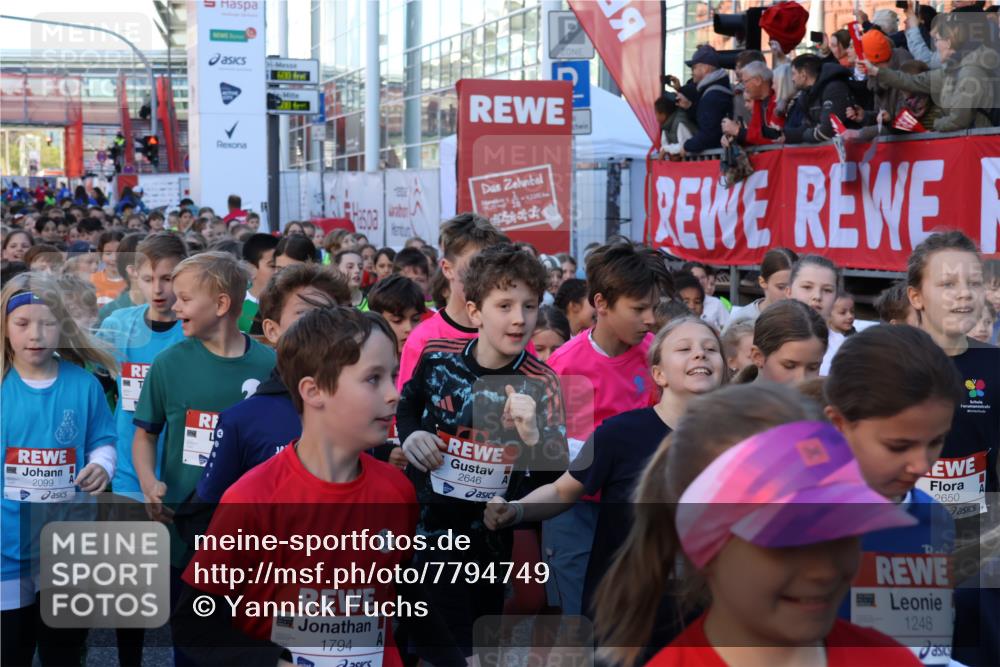 25.04.2025 - Das Zehntel Yannick Fuchs http://msf.ph/oto/7794749 26.04.2025 08:32:33 Allgemein zum Event 2099, 1794, 84, 2646, 2650, 1248 meine-sportfotos.de