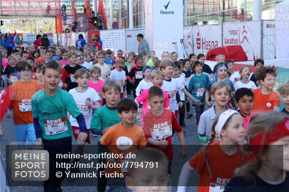 25.04.2025 - Das Zehntel Yannick Fuchs http://msf.ph/oto/7794791 26.04.2025 08:35:27 Allgemein zum Event 3648, 1580, 85, 1888 meine-sportfotos.de