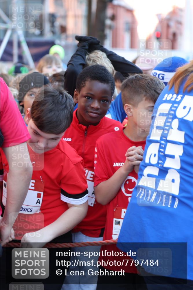 25.04.2025 - Das Zehntel Lena Gebhardt http://msf.ph/oto/7797484 26.04.2025 07:23:58 Allgemein zum Event 1025 meine-sportfotos.de