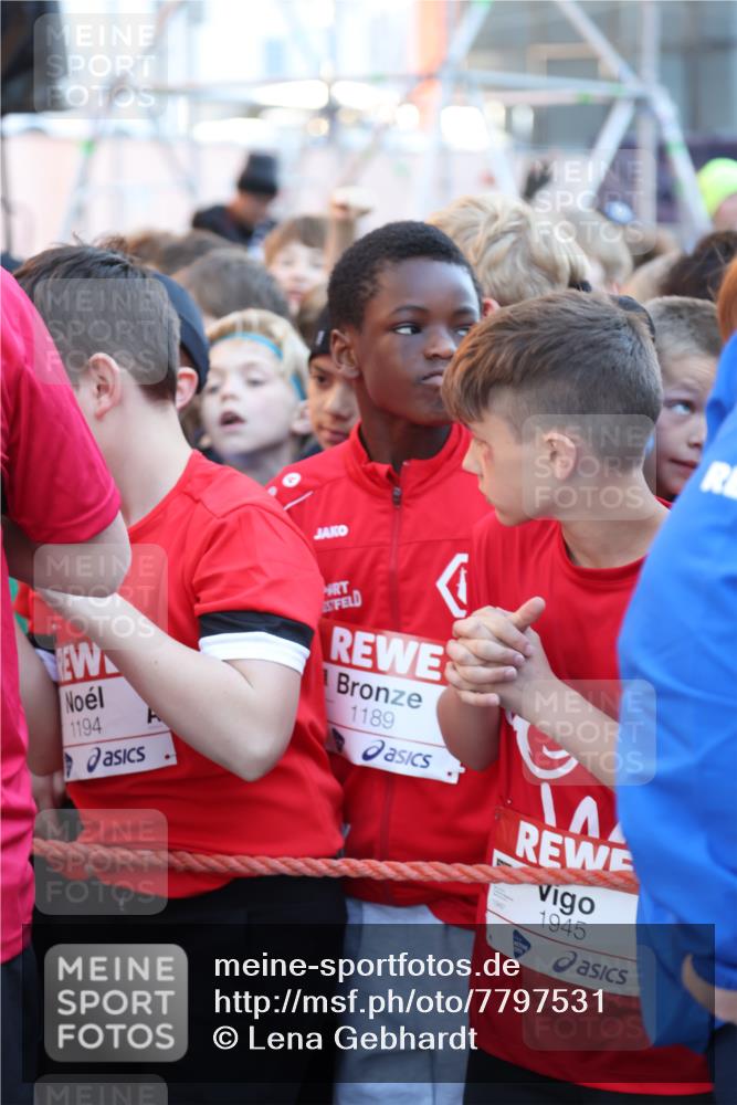 25.04.2025 - Das Zehntel Lena Gebhardt http://msf.ph/oto/7797531 26.04.2025 07:24:19 Allgemein zum Event 1194, 1189, 1945 meine-sportfotos.de